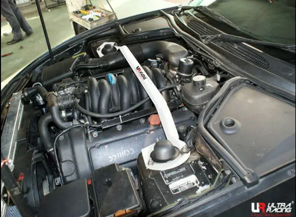 Ultra Racing Jaguar XK8 Front Strut Brace