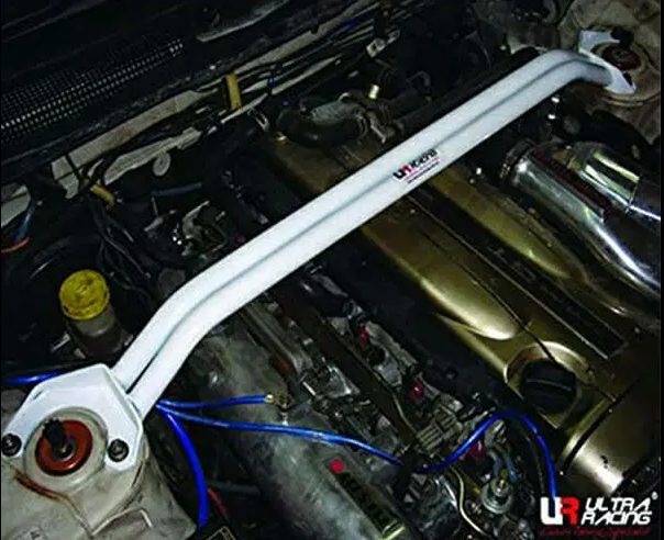 Ultra Racing Nissan Skyline R33 GTT Front Strut Brace